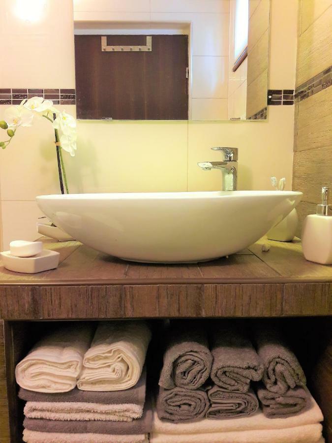 Spacious Apartment "Ana" On Lake Sabljaci โอกูลิน ภายนอก รูปภาพ