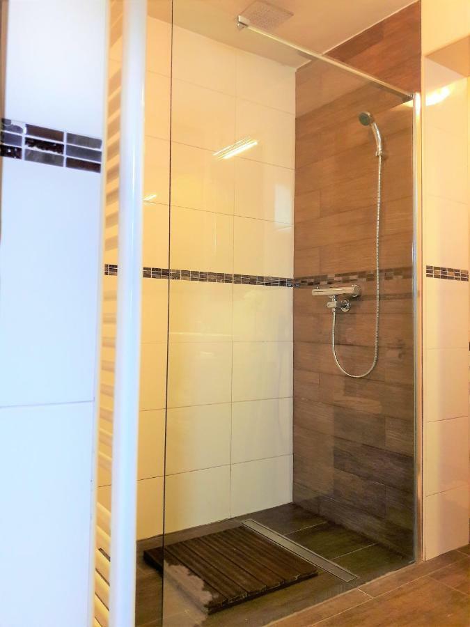 Spacious Apartment "Ana" On Lake Sabljaci โอกูลิน ภายนอก รูปภาพ