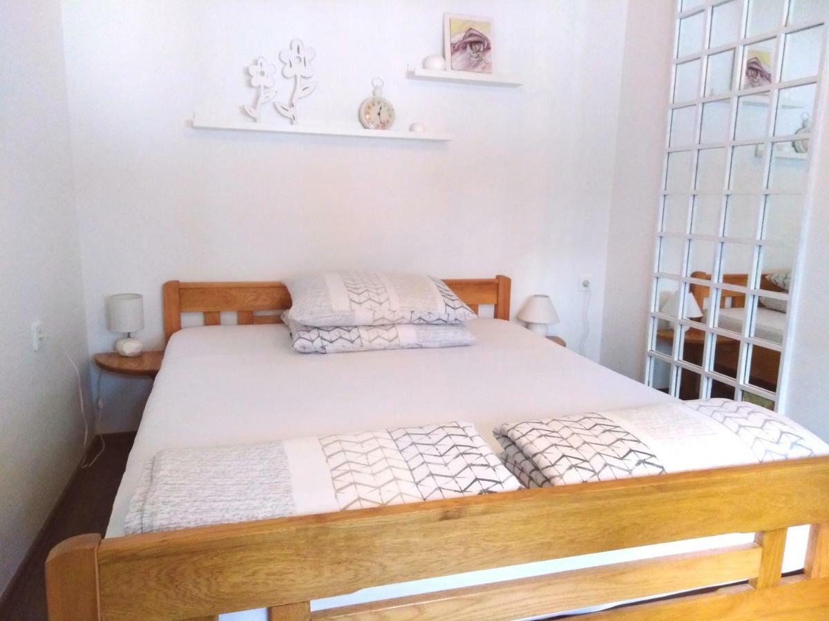 Spacious Apartment "Ana" On Lake Sabljaci โอกูลิน ภายนอก รูปภาพ